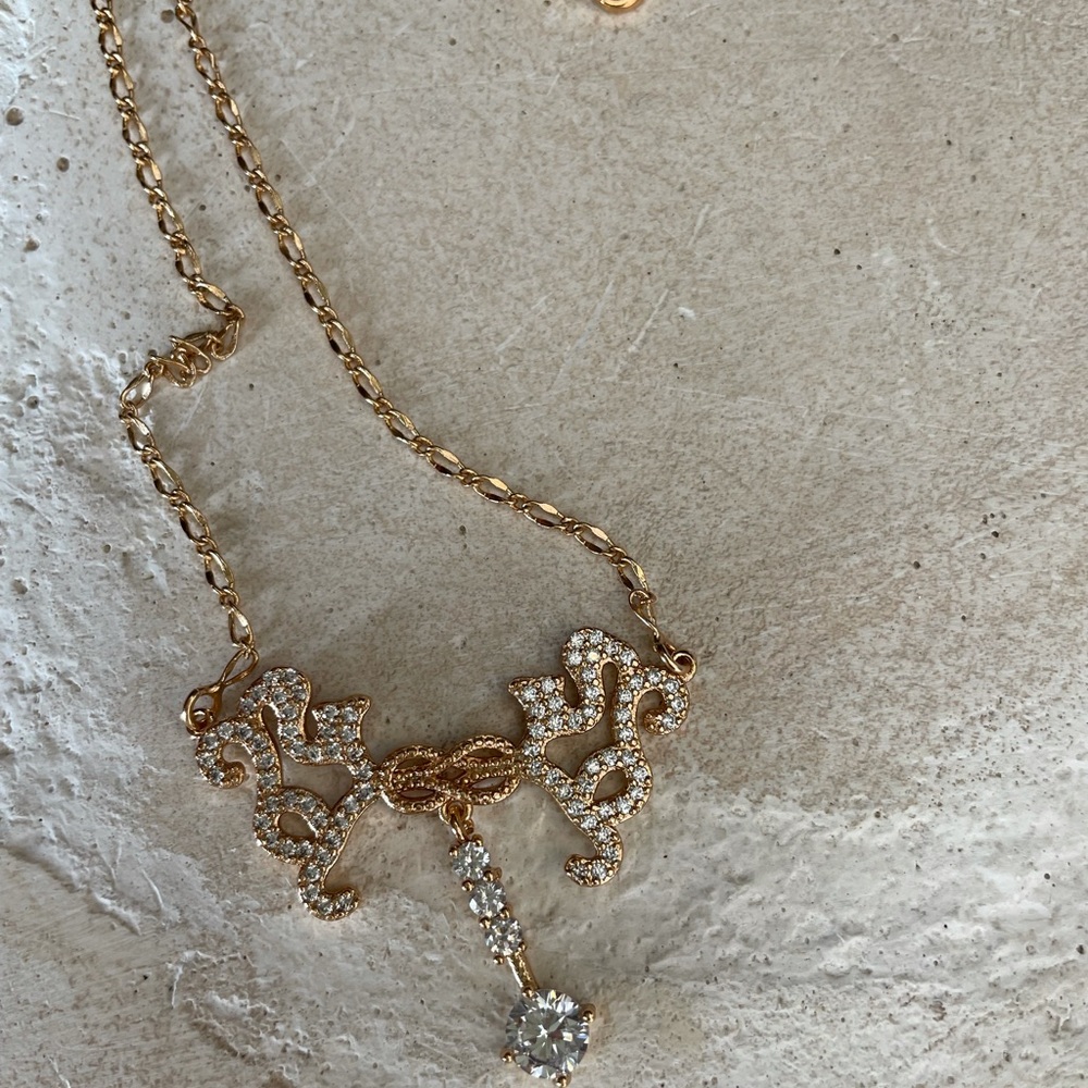 Empress Pendant Gold Necklace